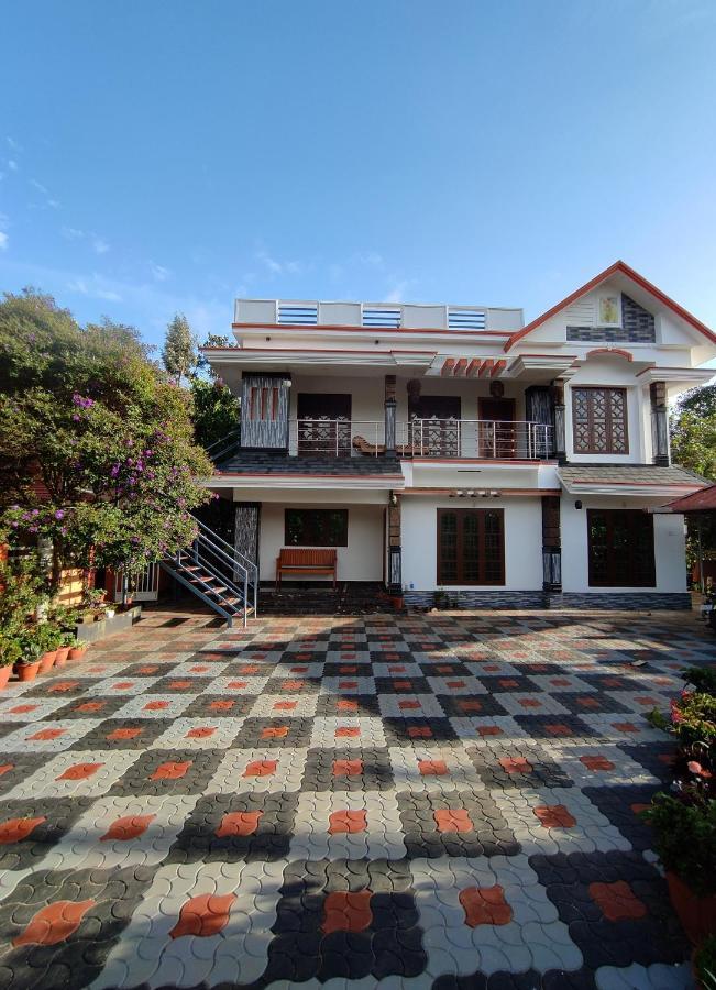 Moon Homestay Santhanpara Bagian luar foto